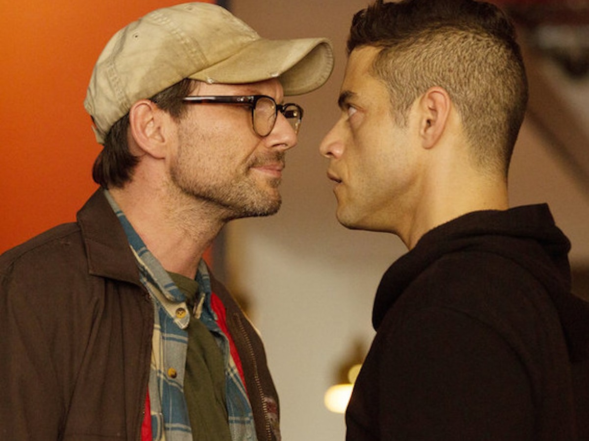 The Mr. Robot Cast Would Like to See a Tyrell-Elliot Kiss (And Six Other  Things We Learned at NYCC)