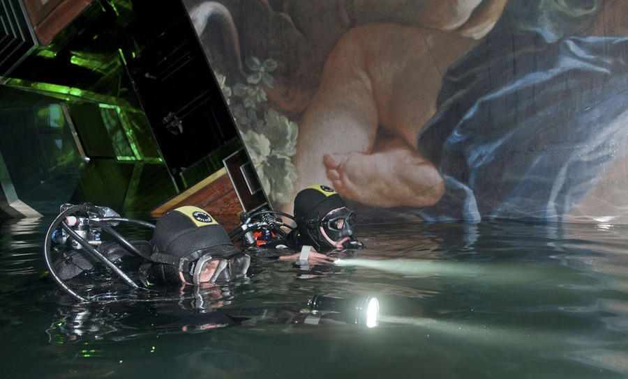 Photos Raising The Costa Concordia The Atlantic