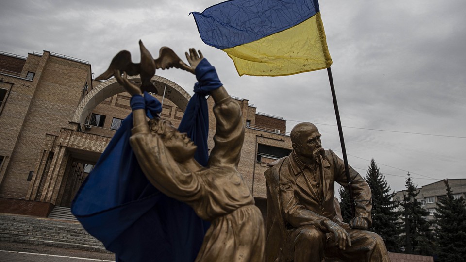 Ukrainian flag waving in the liberated town of Balakliya