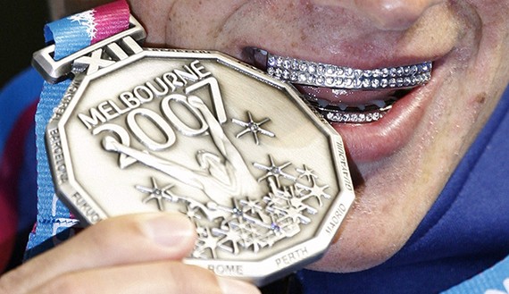 Great bodies, terrible teeth: An Olympic paradox