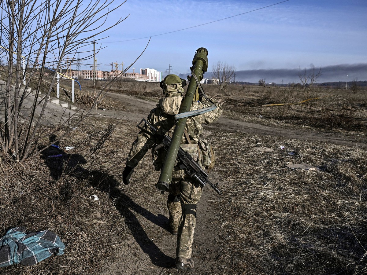 Russia's Best Tanks Are in Ukraine, but Not Assaulting Ukrainian