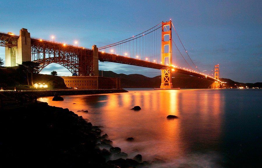 San Francisco Giants' alternate City Connect uniforms feature Golden Gate  Bridge, fog gradient - ABC7 San Francisco