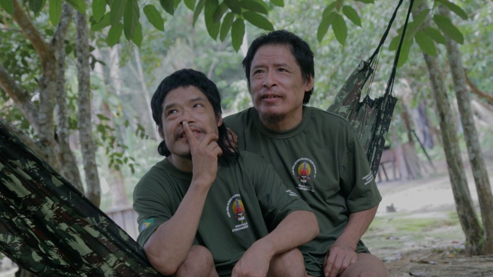 Tamandua (left) and Pakyî (right), the two remaining members of the Piripkura tribe