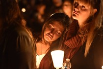 A student at Umpqua Community College mourns during a vigil in Roseburg, Oregon, on October 1, 2015.