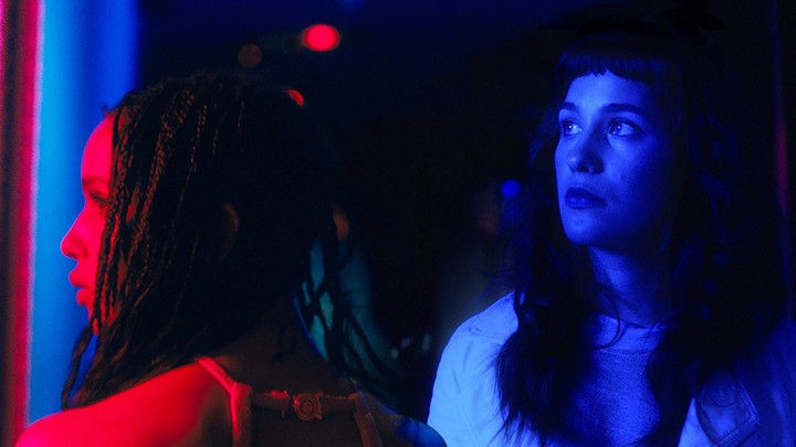 Zoe Kravitz and Lola Kirke in 'Gemini'