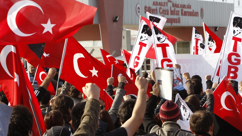 Turkish Court Overturns The Convictions Of 275 People Accused Of ...