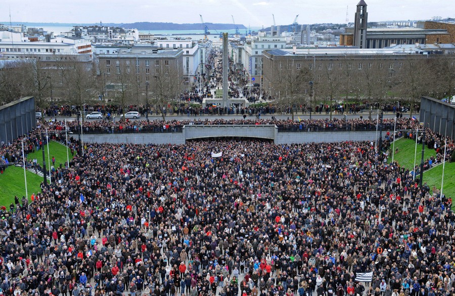 In Paris: A Massive Rally of Defiance and Sorrow - The Atlantic