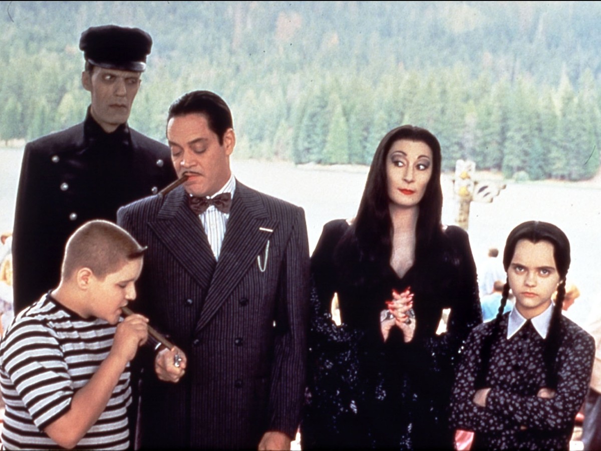 Original: Morticia and Gomez Addams famously played by Raúl Juliá and  Anjelica Huston …