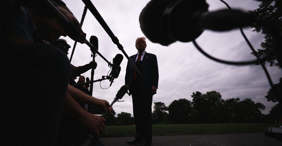 https://cdn.theatlantic.com/thumbor/id7CzaTXUIMnEWMlHVva-fdNb3A=/0x169:8120x4398/1200x625/media/newsletters/2025/08/2025_08_04_Trump_Vs_Truth_And_Honesty/original.jpg