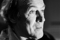 Black-and-white photo of Roald Dahl in profile