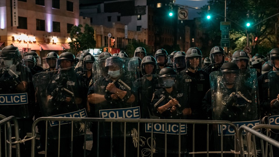 NYPD officers protesters from exiting the Manhattan Bridge on June 2, 2020.