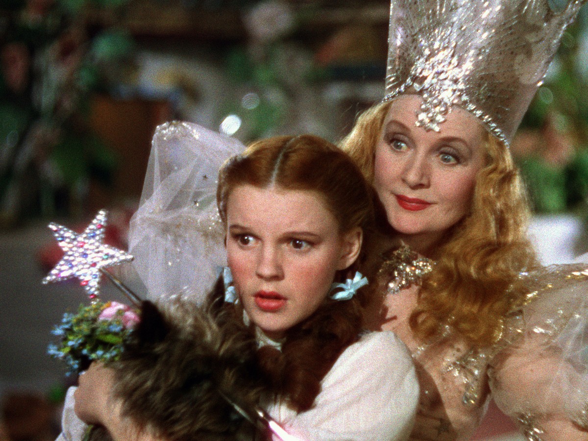 the wizard of oz glinda and dorothy