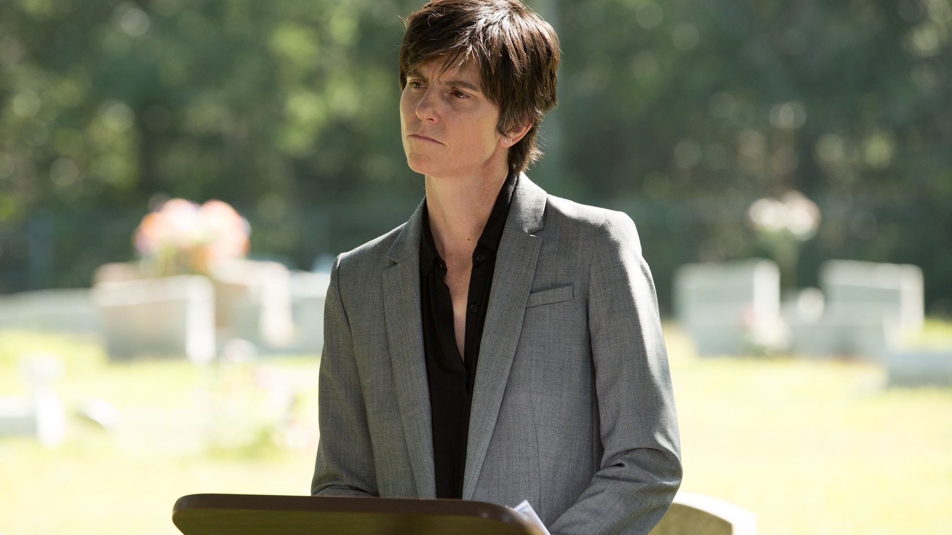 TV Review Tig Notaro Explores Cancer, Grief, and Death in Her Amazon 'One