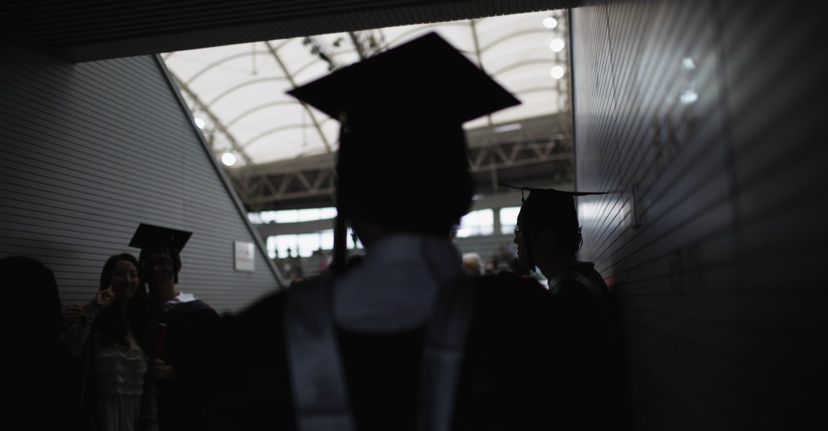 A New Goal for Colleges: No One Moves Back Home After Graduation - The ...