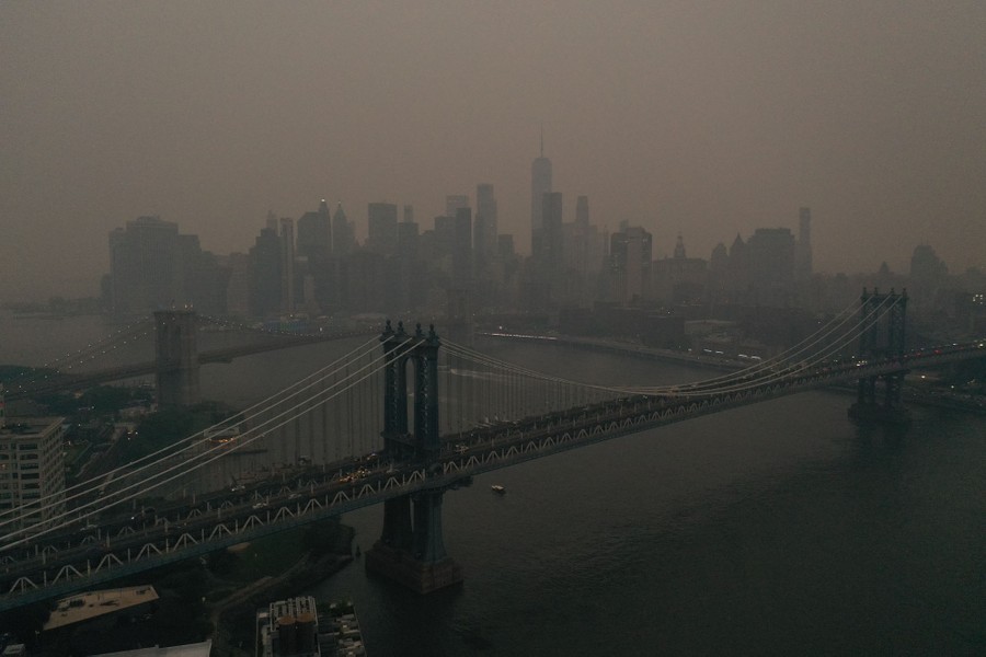 Photos Smoke From Canadas Wildfires Drifts South The Atlantic