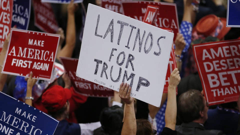"Latinos for Trump" sign
