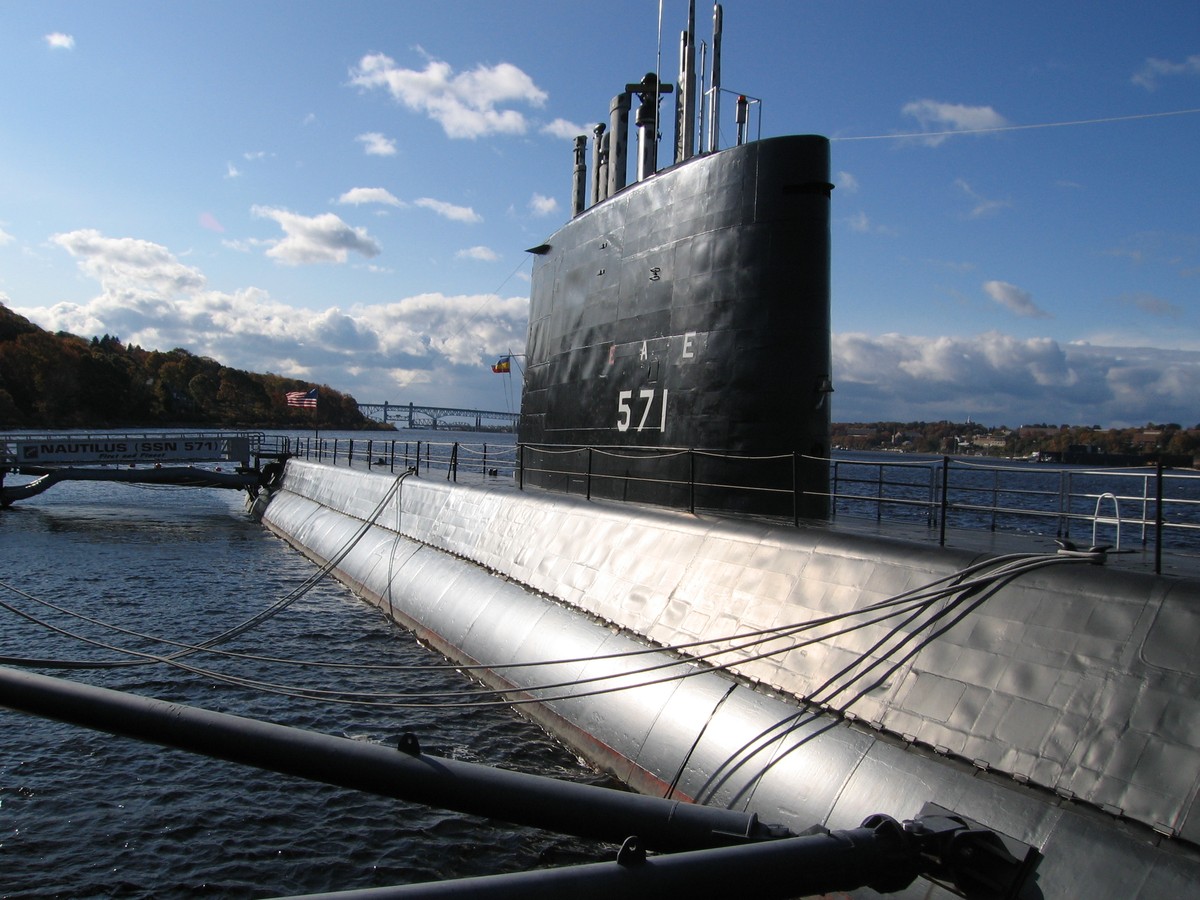 nuclear submarine reactor core