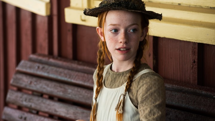 Netflix S Anne With An E Finds New Depth In Green Gables Review The Atlantic