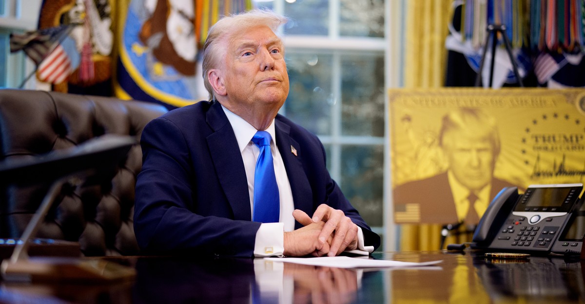 https://cdn.theatlantic.com/thumbor/lSGrqWYCKGtzUkELInfSyLj9hxs=/0x107:5109x2768/1200x625/media/newsletters/2025/09/2025_09_22_Trump_Gold_Card/original.jpg