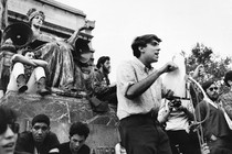 Mark Rudd, leader of the SDS movement, stands in front of protestors at Columbia University in 1968