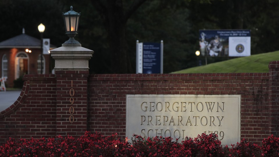 An image of a sign reading Georgetown Preparatory School
