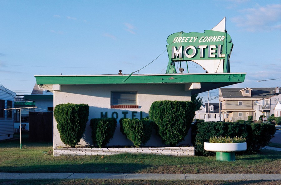 Photos of Wildwood, New Jersey, Midcentury Motels by Mark Havens The