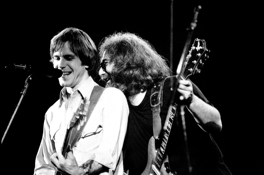 Bob Weir and Jerry Garcia performing on stage together