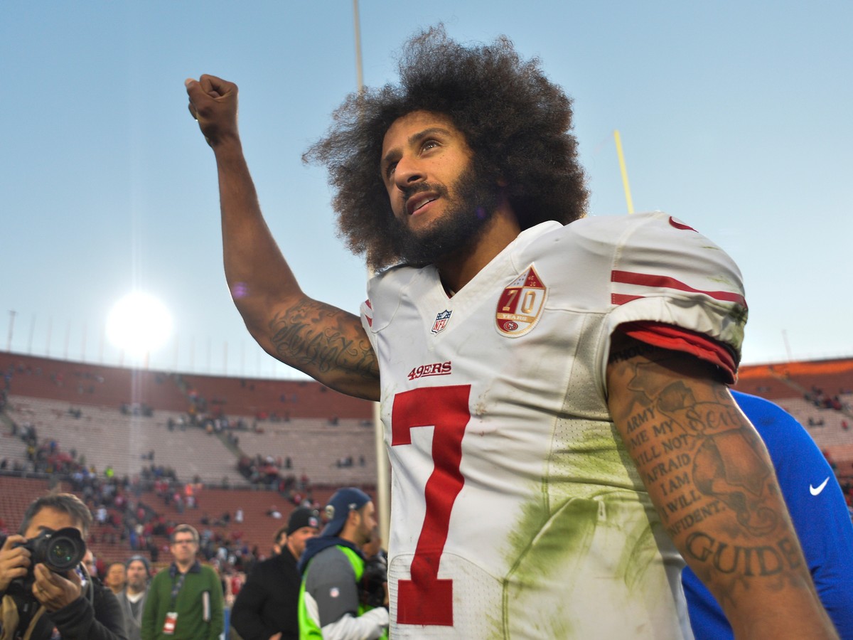 Column: Kaepernick blames Trump for NFL collusion against him — and he  could be right - Los Angeles Times