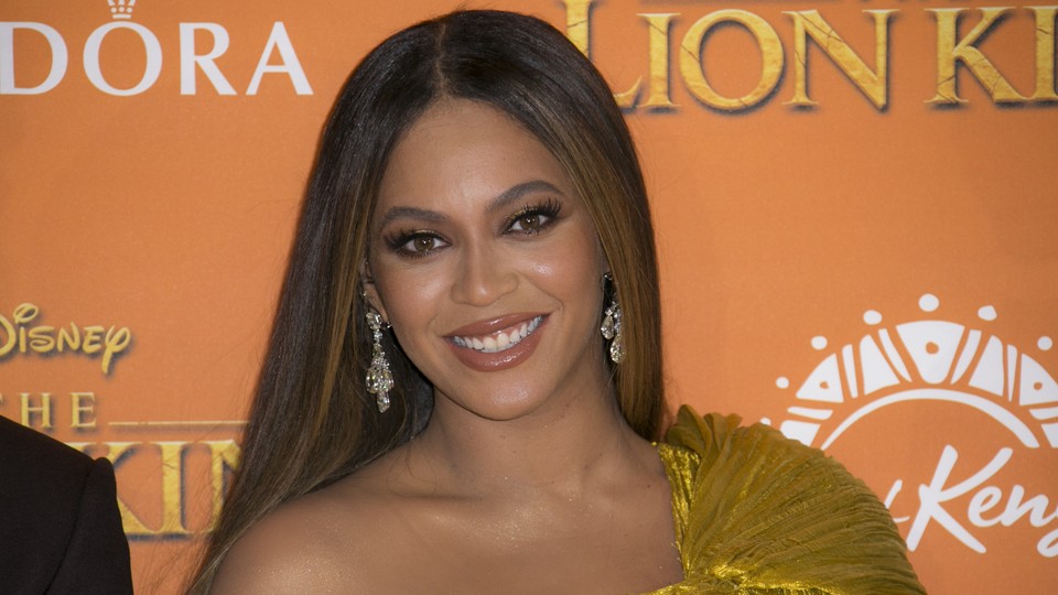 Beyoncé at the Lion King's U.K. premiere