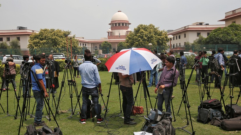 Corruption Has India's Supreme Court Veering On The Edge - The Atlantic