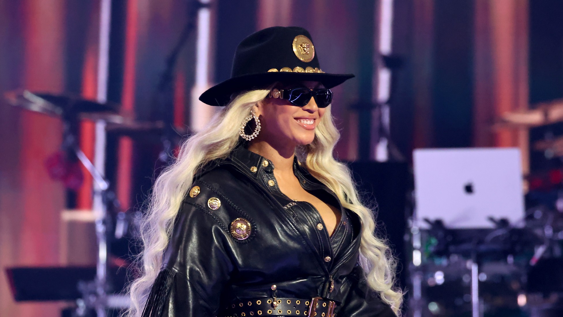 Why Beyoncé keeps reinventing herself The Atlantic