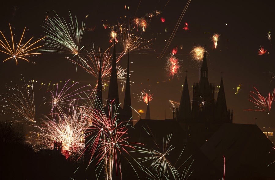 Photos: 2020 New Year's Celebrations Around the World - The Atlantic