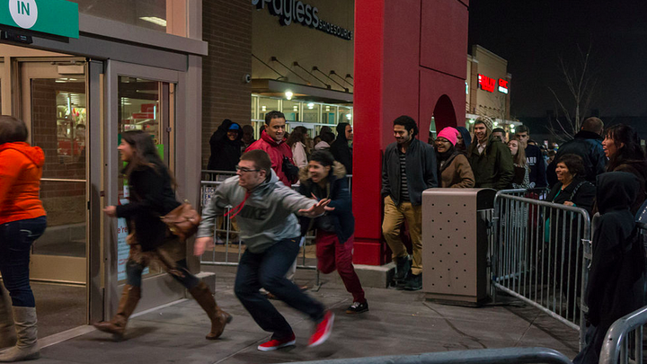 11 Economic Lessons To Make You A Smarter Shopper For Black Friday The Atlantic