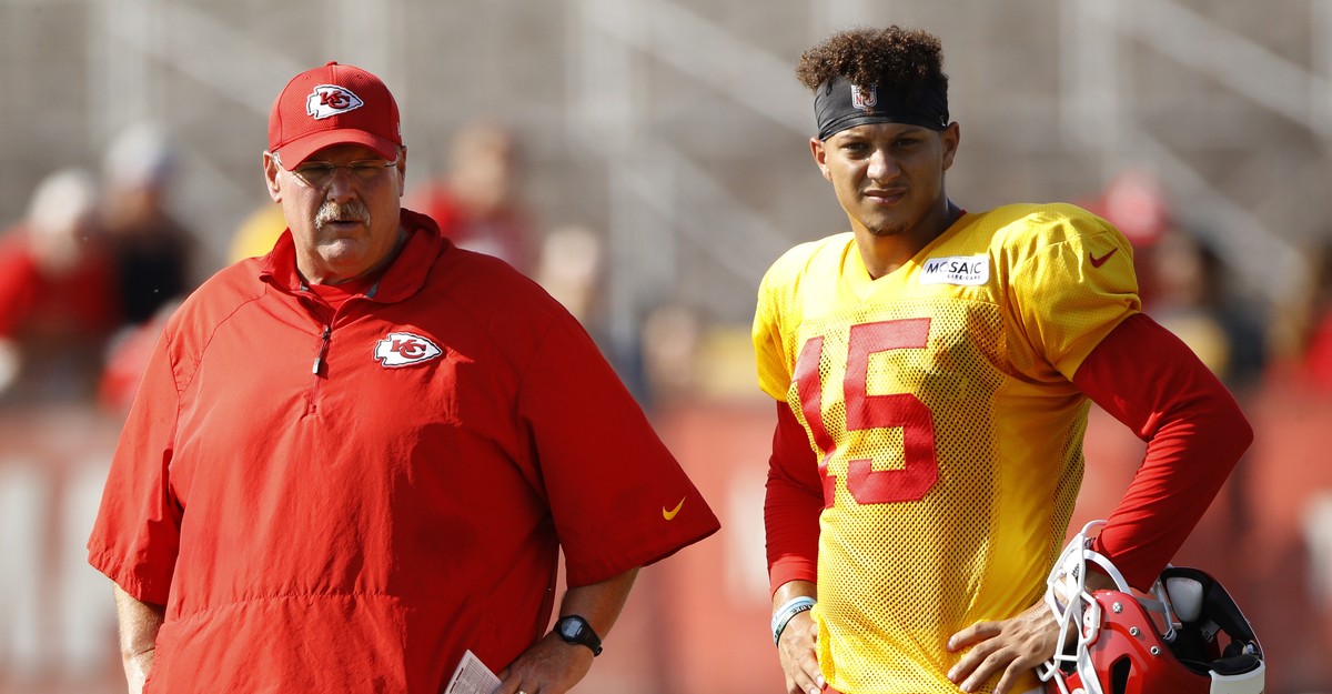 Chiefs QB Patrick Mahomes authors another ridiculous touchdown in Denver