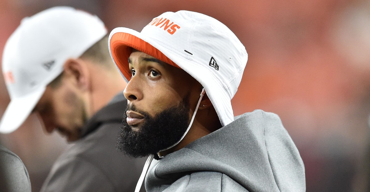 Browns win to stay in playoff hunt, can't avoid OBJ drama