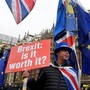 Pro- and anti-Brexit protesters demonstrate outside Parliament in December 2018.