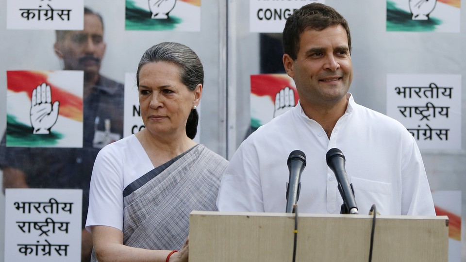 Rahul and Sonia Gandhi attend a press conference in New Delhi in 2014.