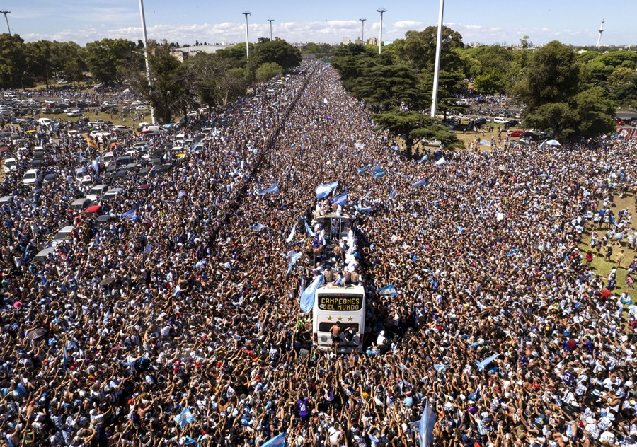 Photos: Argentina's World Cup Victory Celebration - The Atlantic