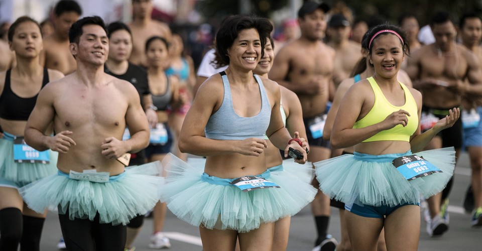 How Tutus and Skirts Took Over Runners&#39; Wardrobes - The Atlantic