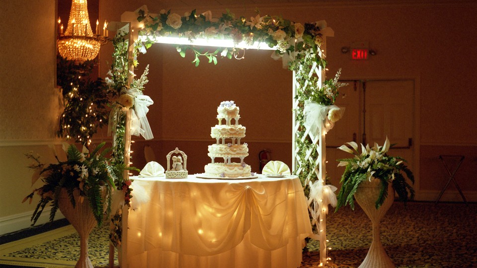display with a wedding cake