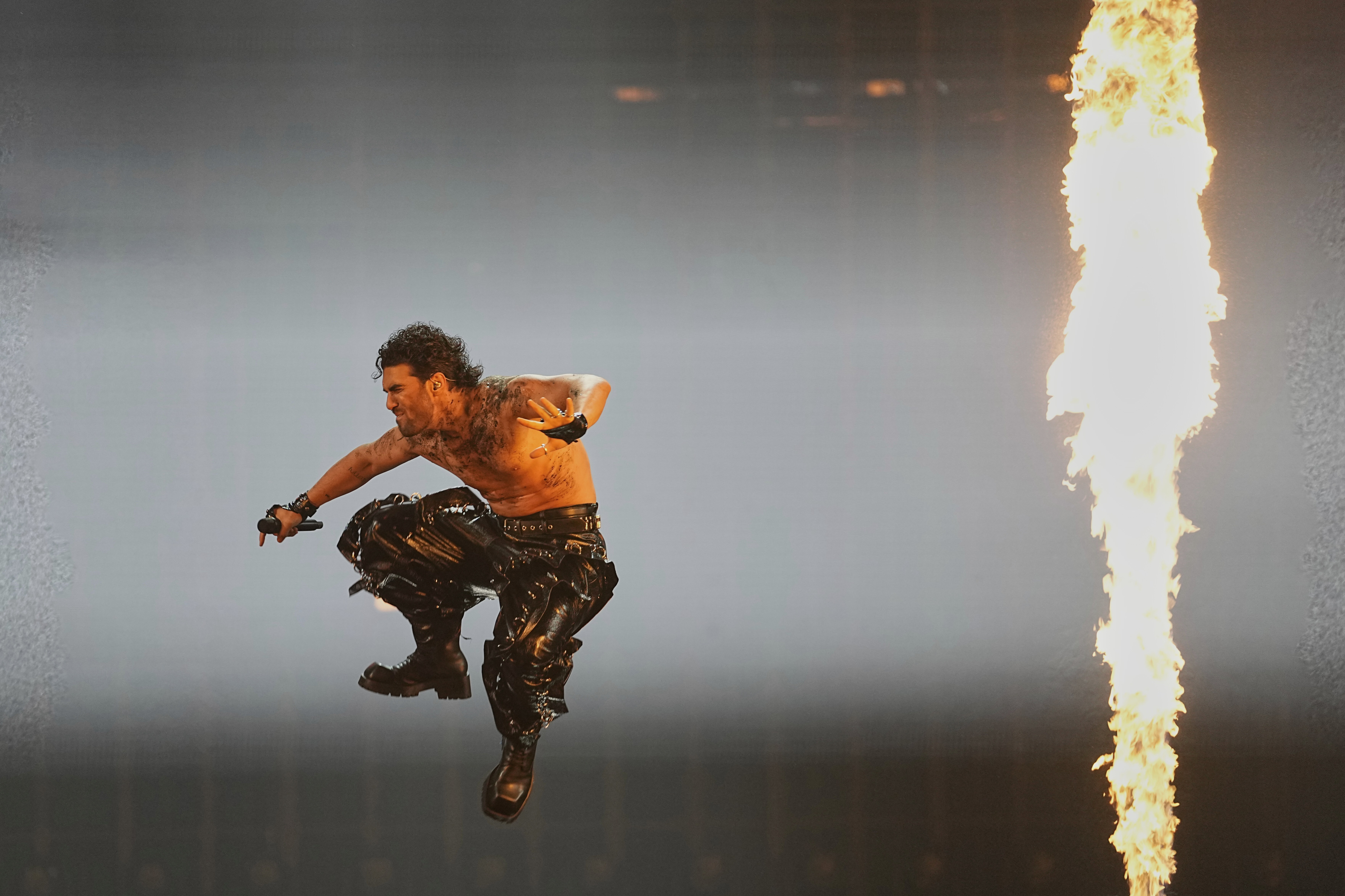 A singer danced on stage during the show.