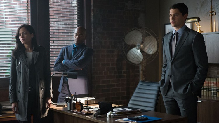Gotham Episode 9 Review Two Face Is Not Ready For His Close Up The