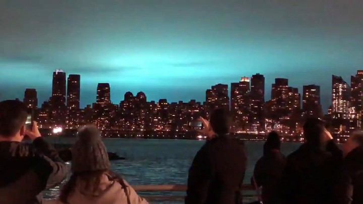 New York City And The Allure Of Strange Lights In The Sky The Atlantic