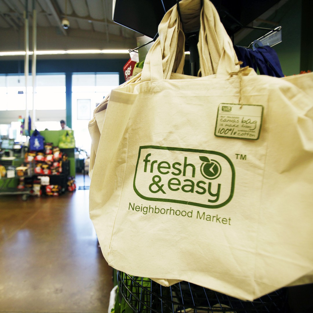 DIY Recycled Tote Bag using plastic bags 