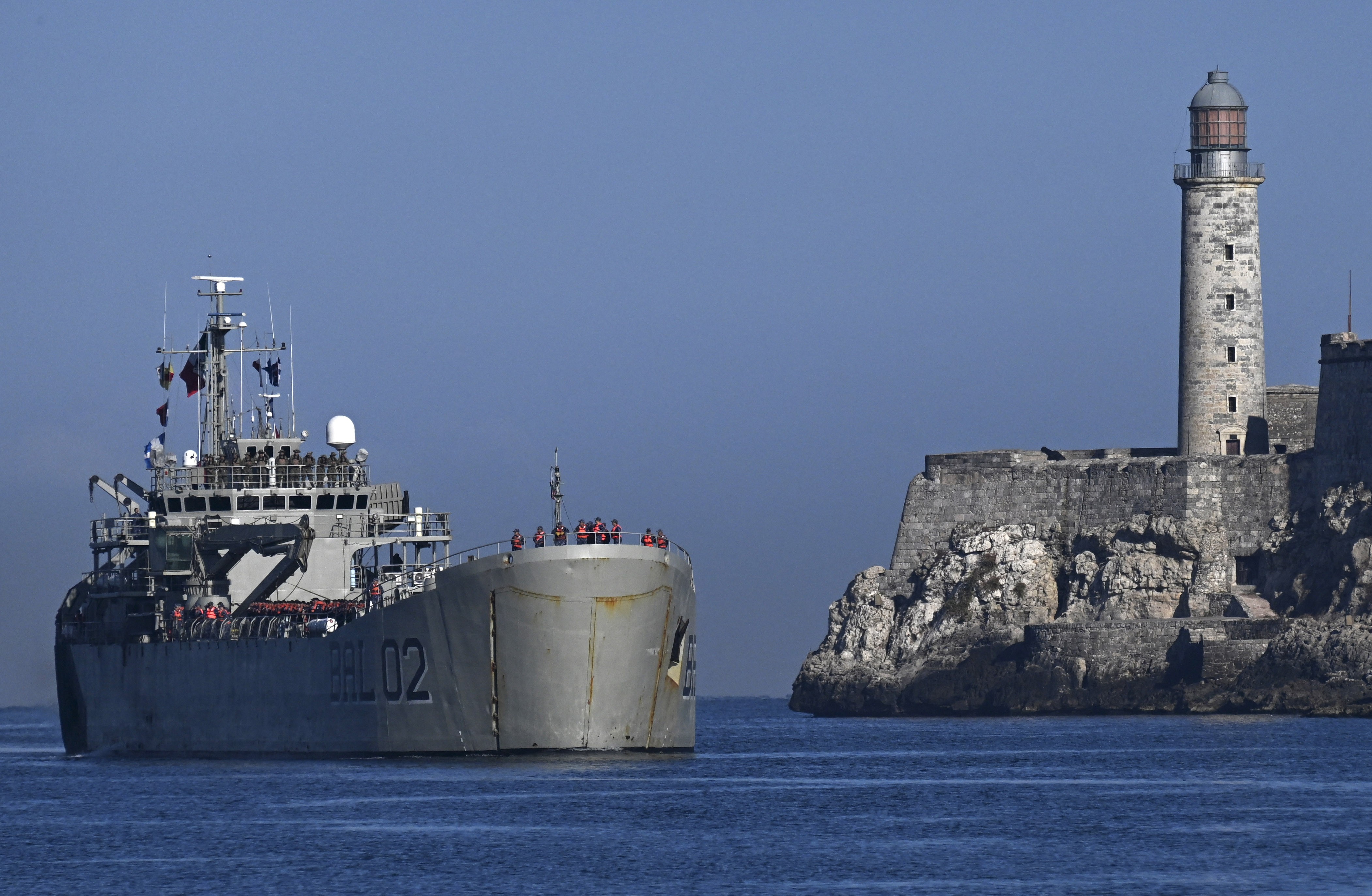 A Mexican navy ship enters Havana Bay.
