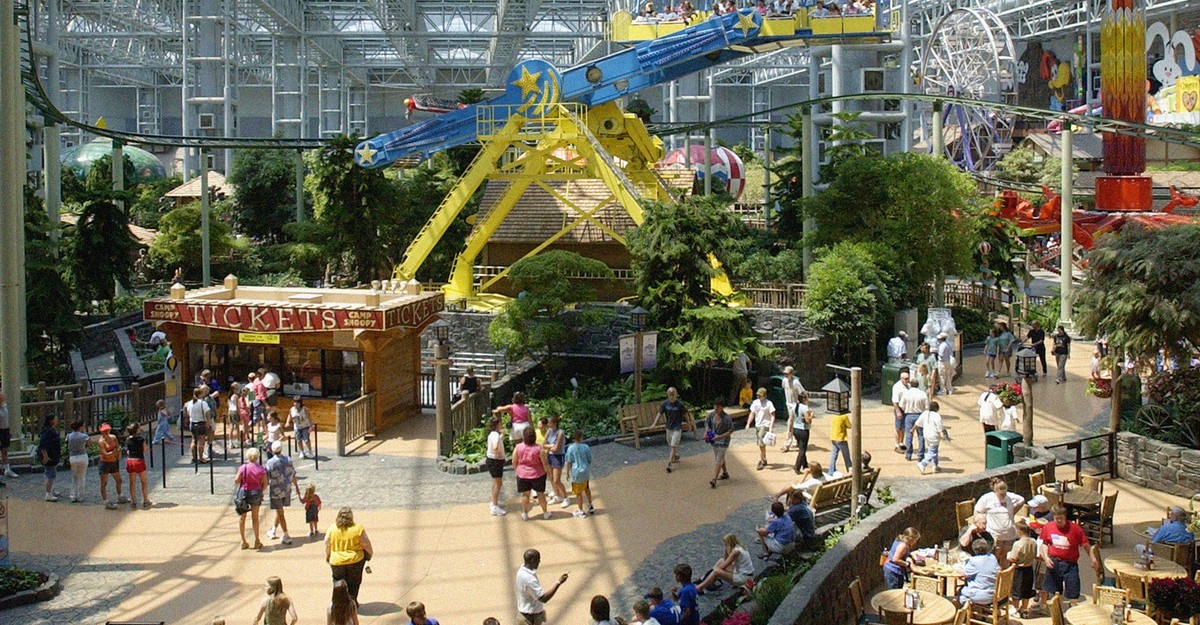 Biggest Mall in America: 16 Malls That Need to be Seen to be Believed