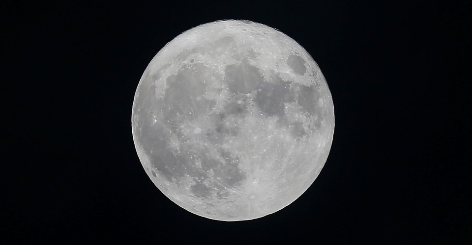 The Moon May Be Formed From Many Tiny Moons - The Atlantic