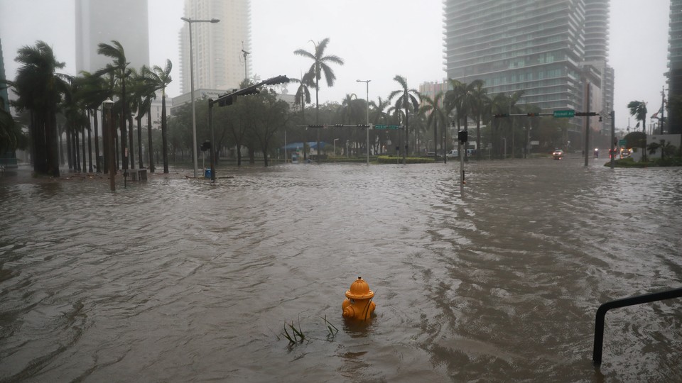 Miami floods as Hurricane Irma passes through.
