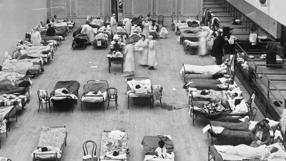 Volunteer nurses from the American Red Cross in 1918.