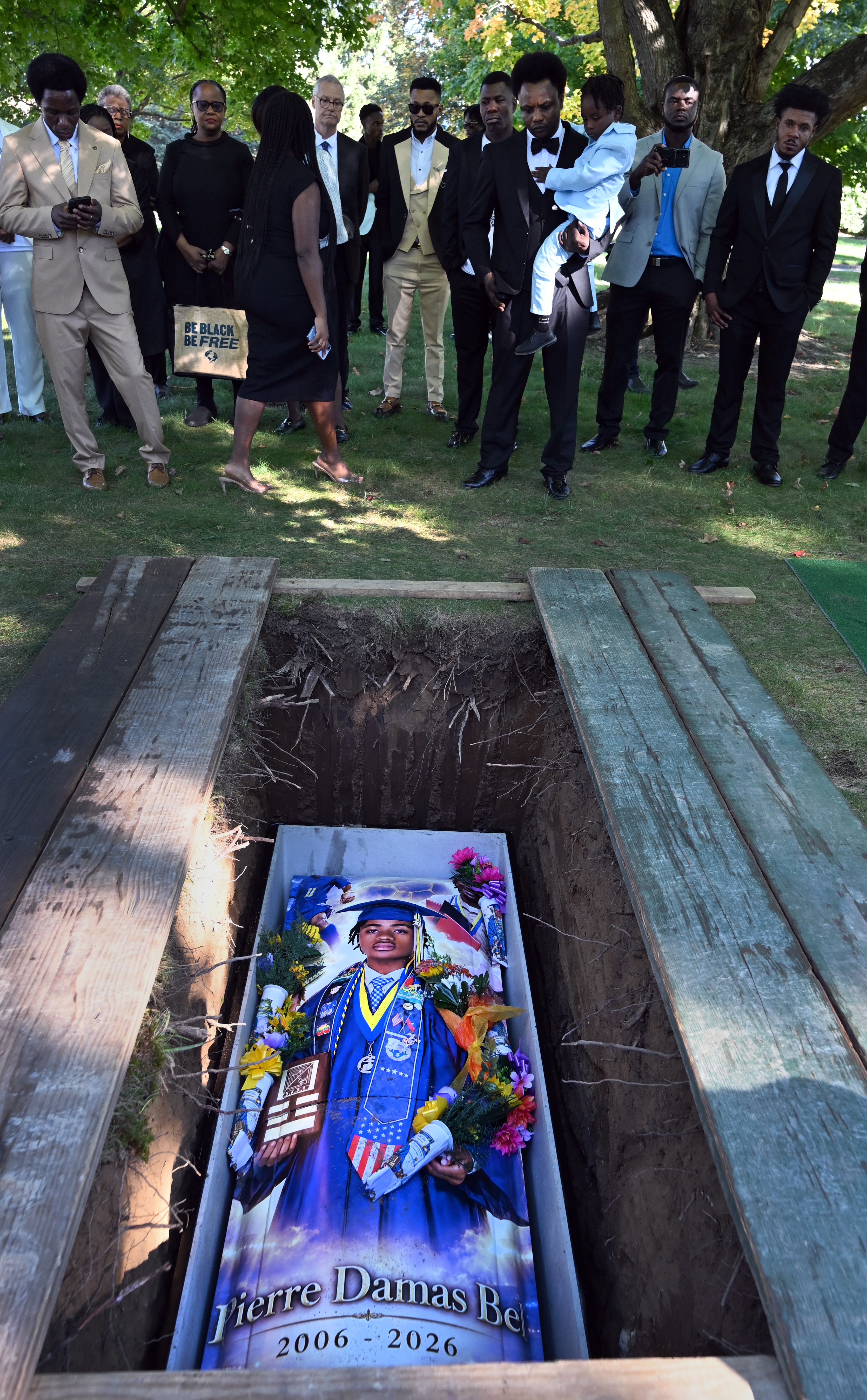 TPS HAITIAN FUNERAL 015.JPG